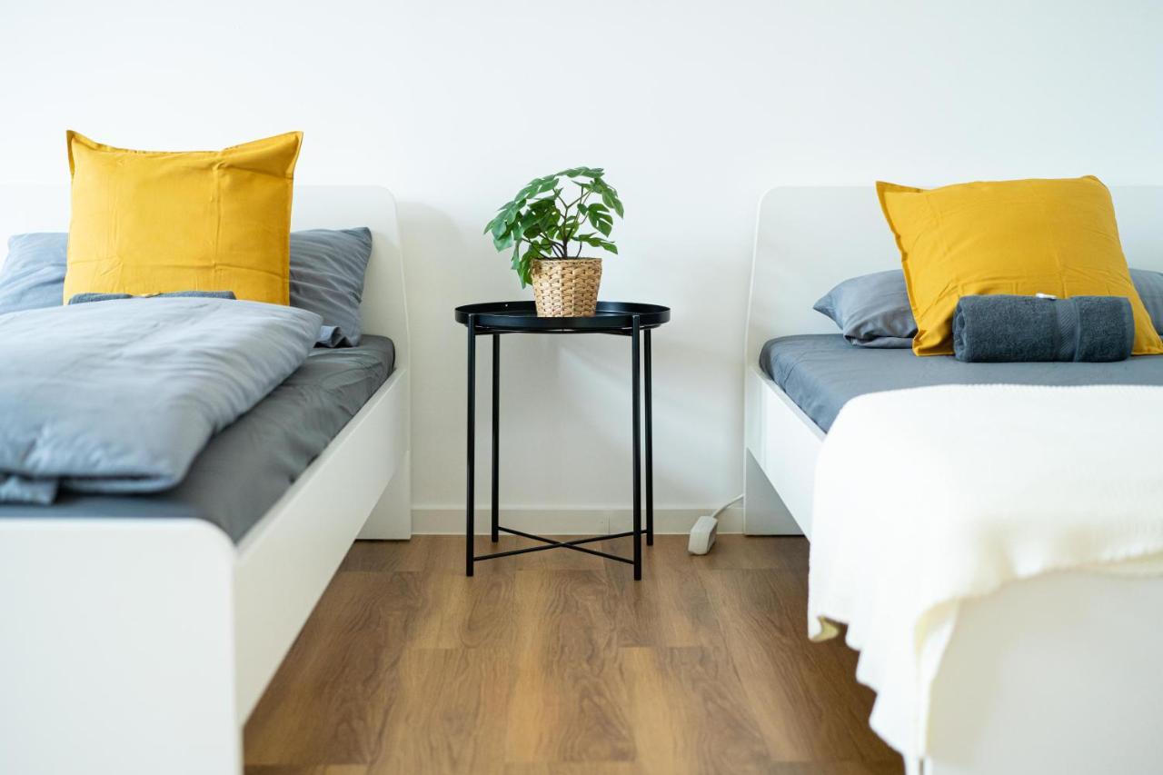 Apartment Fullhouse - - L10 Magdeburg