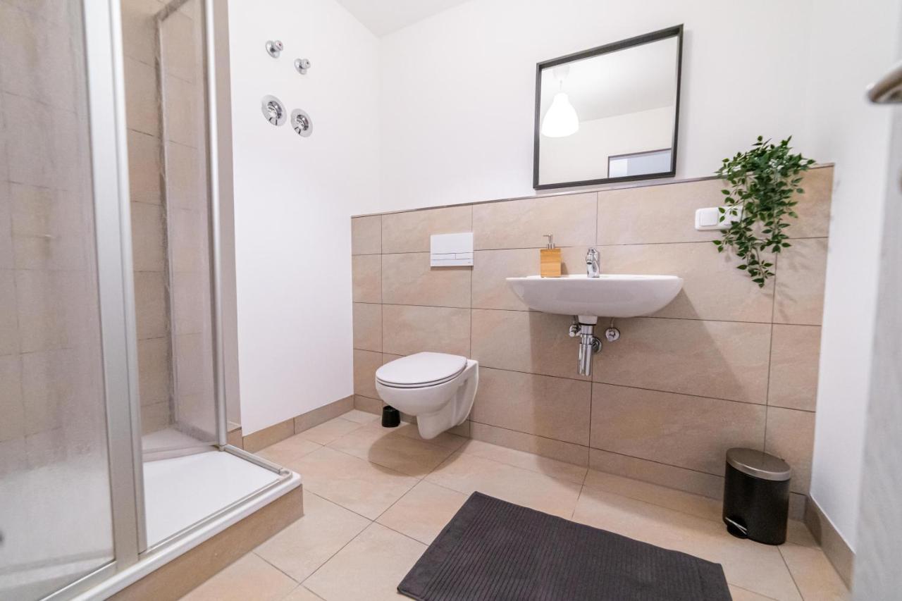 Fullhouse - - L10 Apartamento *