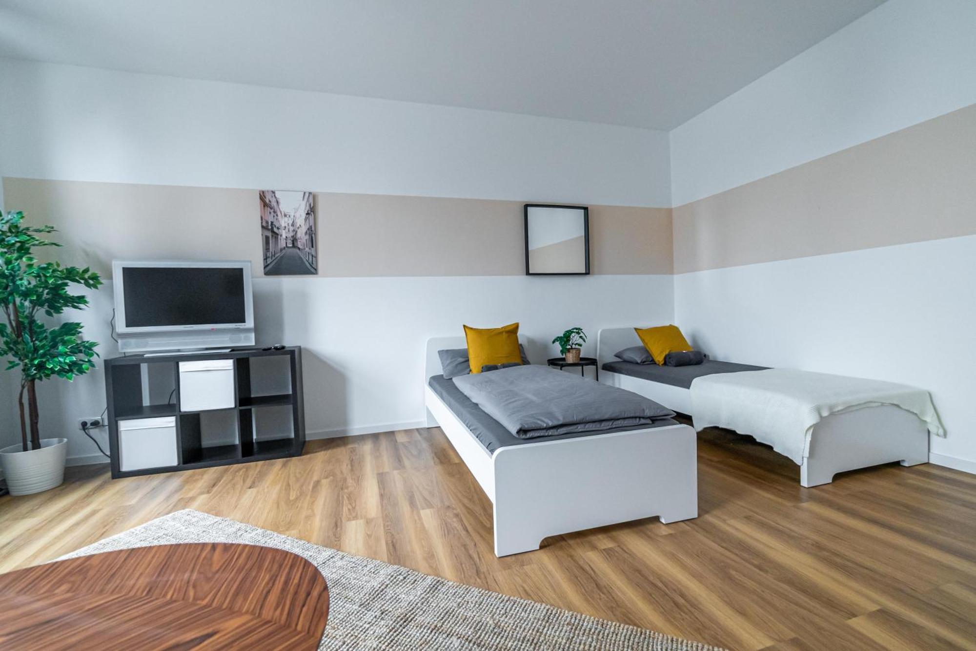 Fullhouse - - L10 Magdeburgo