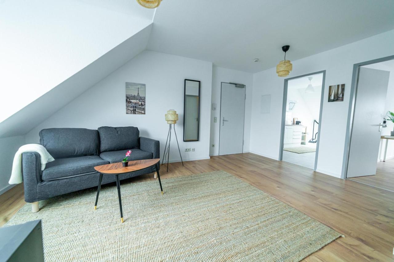 Apartment Fullhouse - - L10 Magdeburg