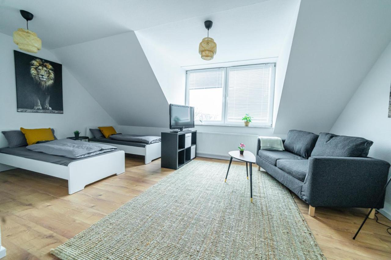 Fullhouse - - L10 Magdeburg